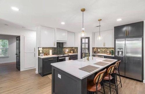 Plano House | Luxury Oasis 5B 2B+Jacuzzi+Pet Friendly