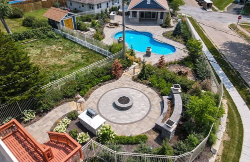 Southeast Omaha House | Luxury Oasis Heated Pool, Hot Tub, BBQ