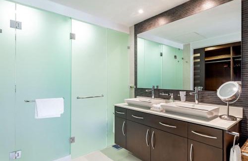 Puerto Juarez Apartment | Luxury Ocean view condo in Mareazul Beach front - Almajuma House