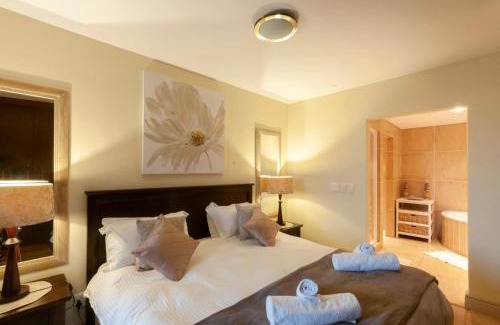 Strand Apartment | Luxury Ocean View 1203