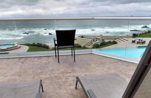 Playa Encantada Apartment | Luxury Ocean View beach front POOL & Jacuzzi Condo