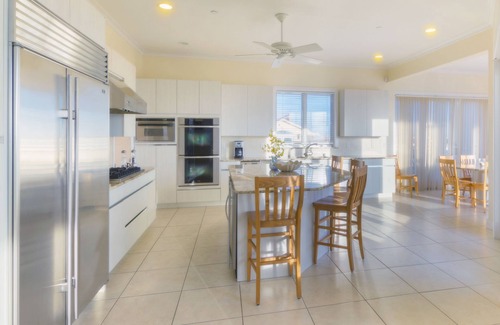 West Hampton Dunes House | LUXURY OCEANFRONT HOUSE W/POOL & HOT TUB FACING THE OCEAN, SUMMER LAST MIN DEAL!