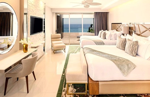 Cabo San Lucas Resort | Luxury Oceanfront 3 Bedroom Condo w/5 Diamond Amenities