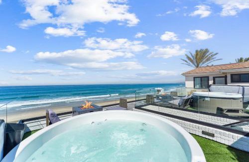 Mission Beach House | Luxury oceanfront fourplex with roof deck sleeps 22