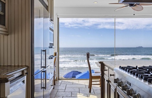 South Oceanside Villa | Luxury Oceanfront Villa w/Resort Style Amenities