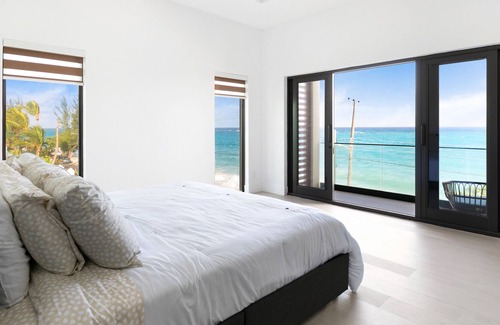 Gambier House | Luxury Oceanfront Villa