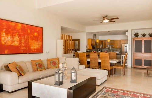 La Cruz de Huanacaxtle Villa | Luxury Oceanfront Villa in Punta Esmeralda with Gorgeous View!