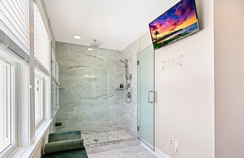 Harvey Cedars House | LUXURY Oceanside Beautiful 5 bed home with pool ALL INCLUSIVE