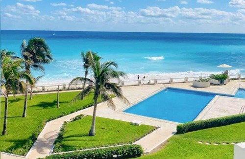 Zona Hotelera Villa | Luxury Oceanview Oasis with Pools at Villas Nizuc!