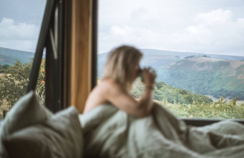 Llangollen Cabin | Luxury Off-Grid Cabin In Llangollen