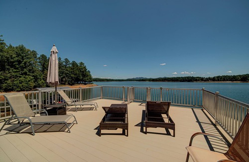 Blairsville House | Luxury on Lake Nottely near Blairsville, Unmatched lake and mountain views.
