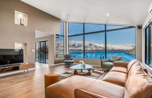 Fernhill House | Luxury On Wynyard 4 Bedrooms Stunning Views