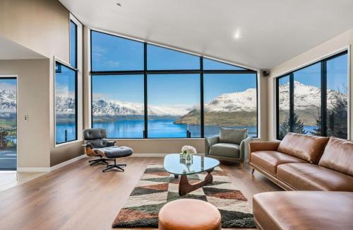 Fernhill House | Luxury On Wynyard 4 Bedrooms Stunning Views