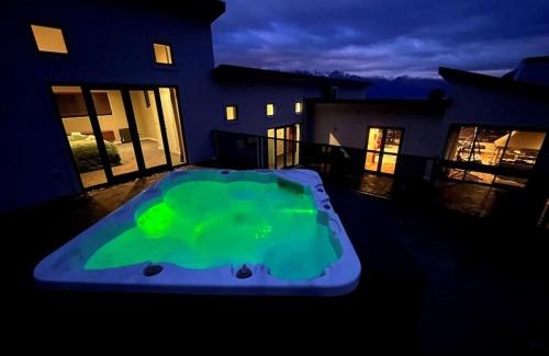 Fernhill House | Luxury On Wynyard 4 Bedrooms Stunning Views