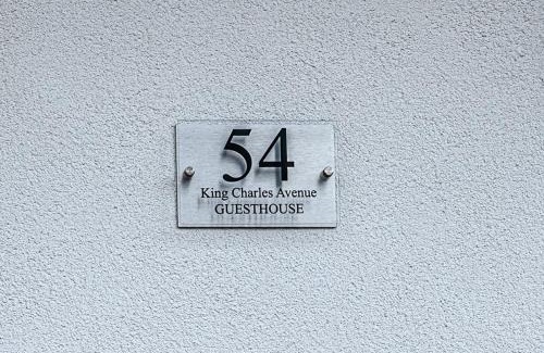 Walsall Apartment | Luxury one bedroom guesthouse M6, Junction 10 Walsall