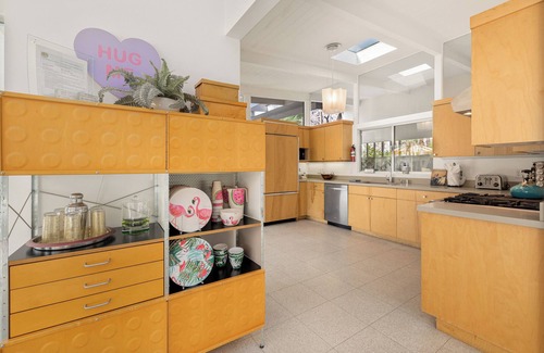 Old Las Palmas House | Luxury Palm Springs Estate 3Bedroom House & 3 Casitas, Salt Water Pool & HotTub