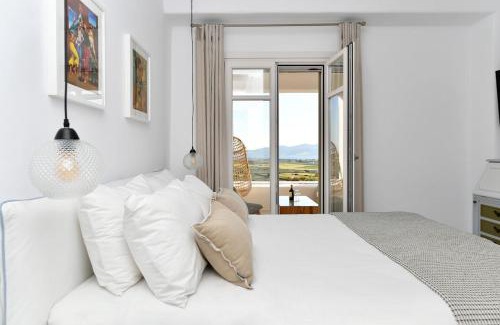 Glisidia Villa | Luxury Paros Villa Villa Akaste Beautiful & Serene Glisidia