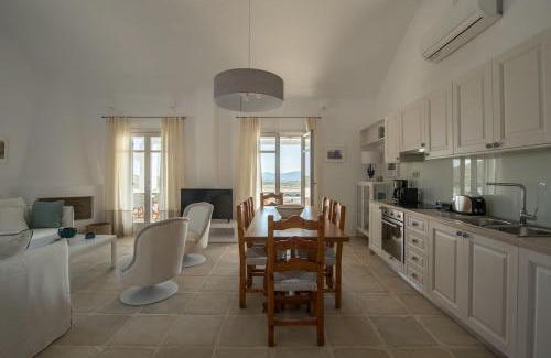 Glisidia Villa | Luxury Paros Villa Villa Akaste Beautiful & Serene Glisidia