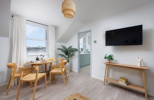 Plymouth House | Luxury Penthouse 2 bed Apartment