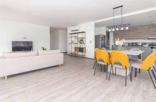 Marbella Condo | Luxury penthouse 3 BR apt free parking
