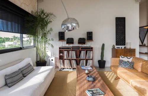 La Veleta Apartment | Luxury Penthouse 300m2 with Private Terrace & Pool