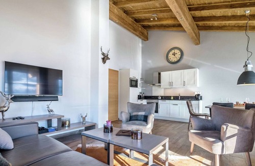 Walchen Apartment | Luxury penthouse in Piesendorf with wellness