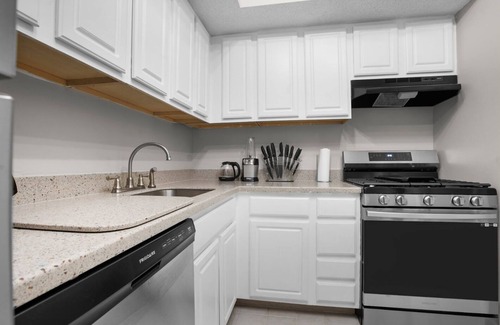 Downtown Apartment | Luxury Penthouse in Dead Center Downtown New Haven