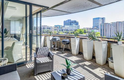 Greater Johannesburg Metropolitan Area Apartment | Luxury Penthouse In The Heart Of Sandton