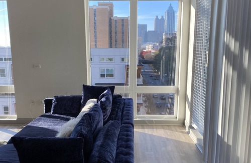 Midtown Apartment | Luxury Penthouse w/ Balcony and View