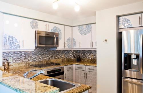 Coconut Grove Apartment | Luxury Penthouse with Private Rooftop Terrace in Coconut Grove Hotel