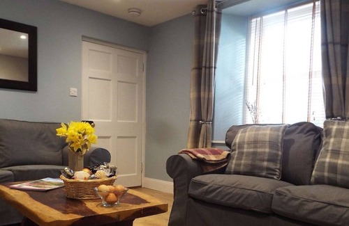 Coldstream House | Luxury petfriendly cottage on the banks of the river Tweed