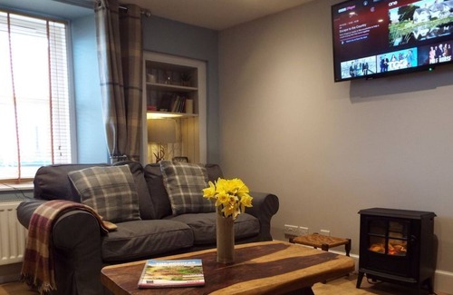 Coldstream House | Luxury petfriendly cottage on the banks of the river Tweed