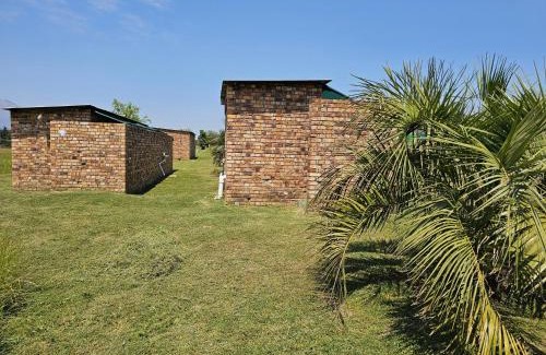Tulbagh Other | Luxury Pre-Pitched 2-4 Person Tent