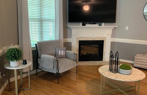 Fayetteville House | Luxury Private Community with gated access, a chic getaway 20 mins from Ft Bragg