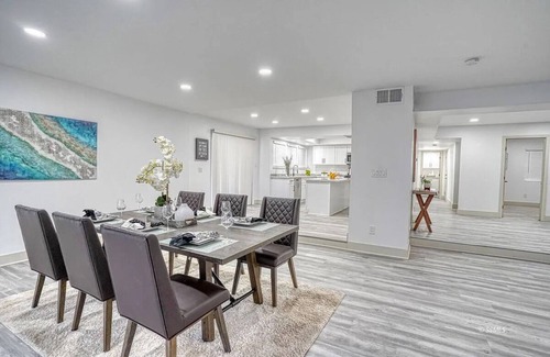 Lake Isabella House | Luxury Private Lake Home For Larger Groups on Acre with Huge Private Suite