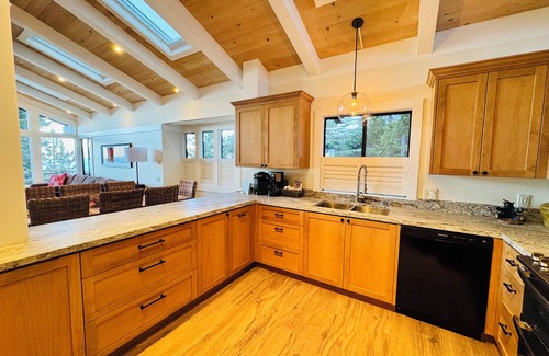 Dollar Point House | Luxury Re-modeled Lake Front, Stunning Views - Private beaches, piers, hiking
