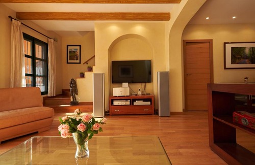 San Miguel de Abona Villa | Luxury&relax villa in Golf Del Sur