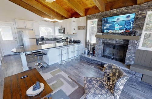 Tahoe Village House | Luxury remodeled 3/2-3rd bdr is a gameroom-townhome, close to skiing & hiking