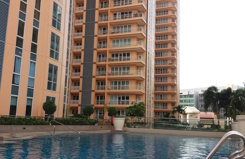 Pinagsama Condo | Luxury Residence connected to Mall with exclusive Parking
