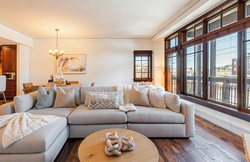 Empire Pass Condo | Luxury Resort Living, Private Hot tub with 2 Master BD