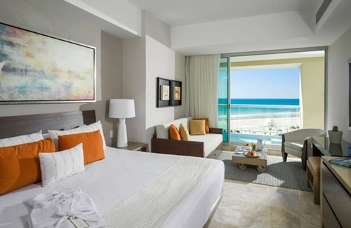 Sandy Beach Resort | Luxury Resort - The Grand Mayan 1 Bedroom Suite w/personal pool Puerto Peñasco