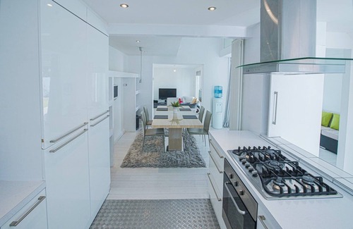 London Borough of Bromley Apartment | Luxury retreat in Shirley North