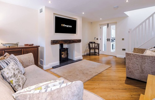 Beeston Cottage | Luxury Retreat in Beeston | 53 Degrees Property | Countryside - Sleeps 6