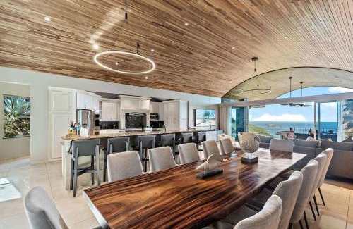 Playa Hermosa Villa | Luxury Retreat Oceanview w Fitness Studio
