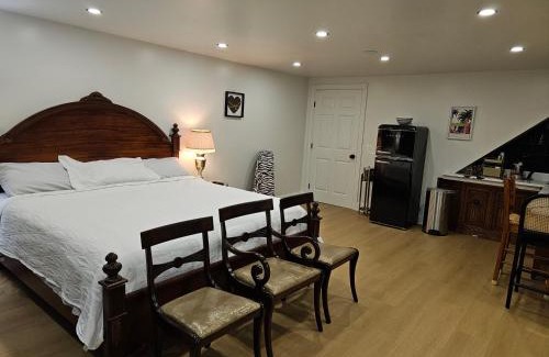 Fallston Apartment | Luxury Retreat