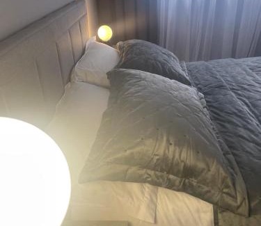 Aldborough Apartment | Luxury Retreat with Private Hot Tub