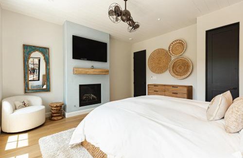 Upper Moonridge House | Luxury Ridgecrest Resort 4BR