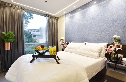 Lalinde Hotel | Luxury Room with view