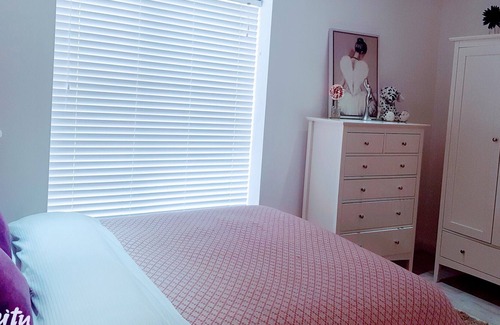 Barry House | Luxury Rooms or Entire Home. Barry,Cardiff