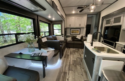 Kennebunkport House | Luxury RV get away near Kport